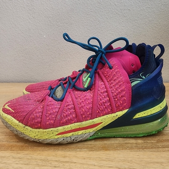 Nike Mens LeBron 18 \'Los Angeles By Night\' Basketball Shoes DB8148-600 Size 12